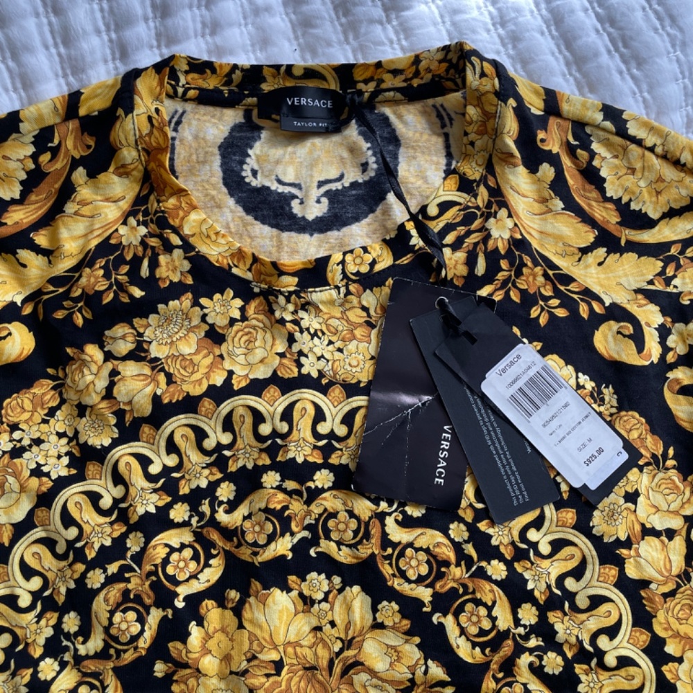 Shirt - Picture 2 of 4